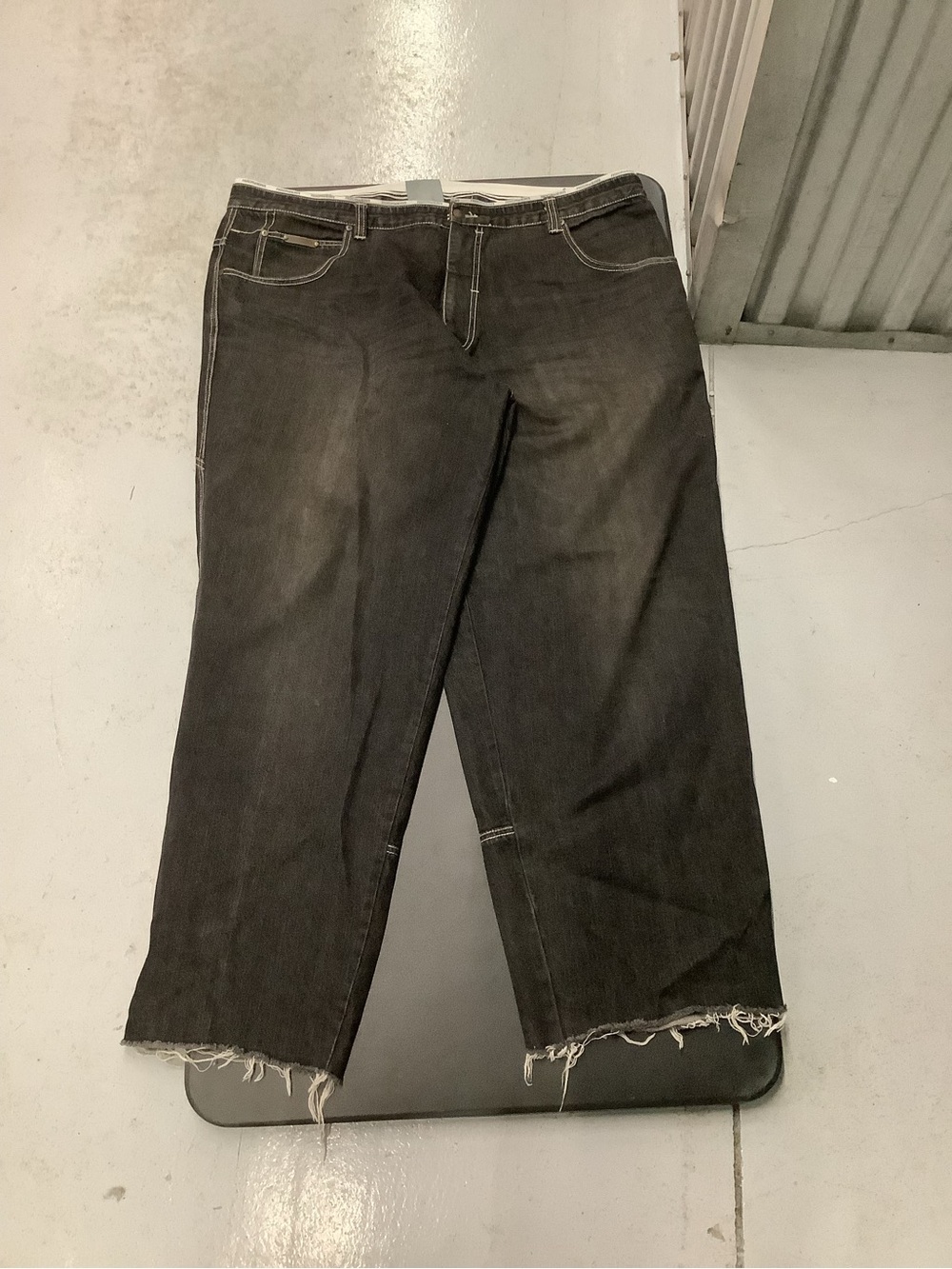 Rocawear Black Distressed Raw-Hem Straight Jeans